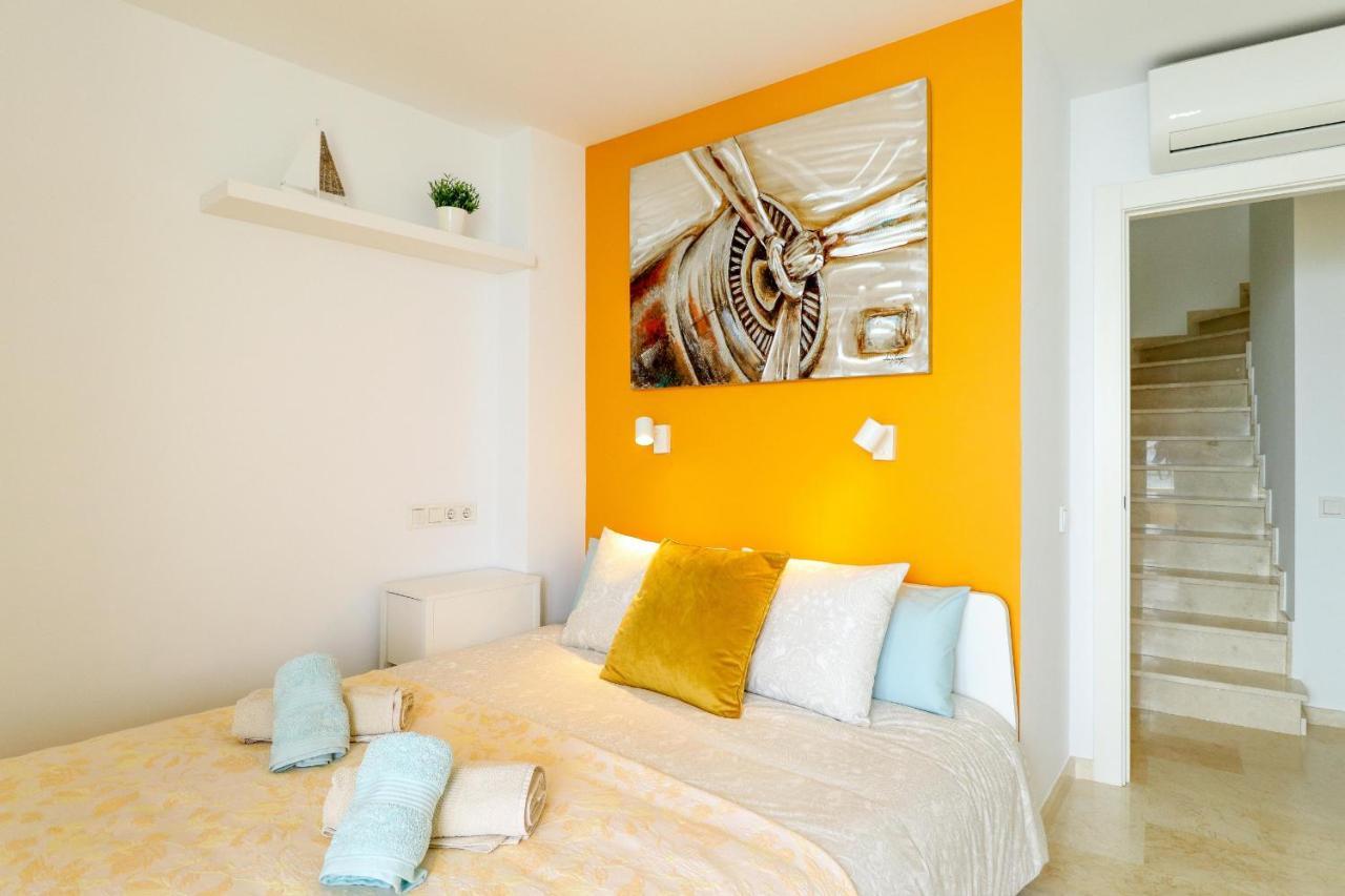Penthouse With Panoramic Views - Puerto Marina *